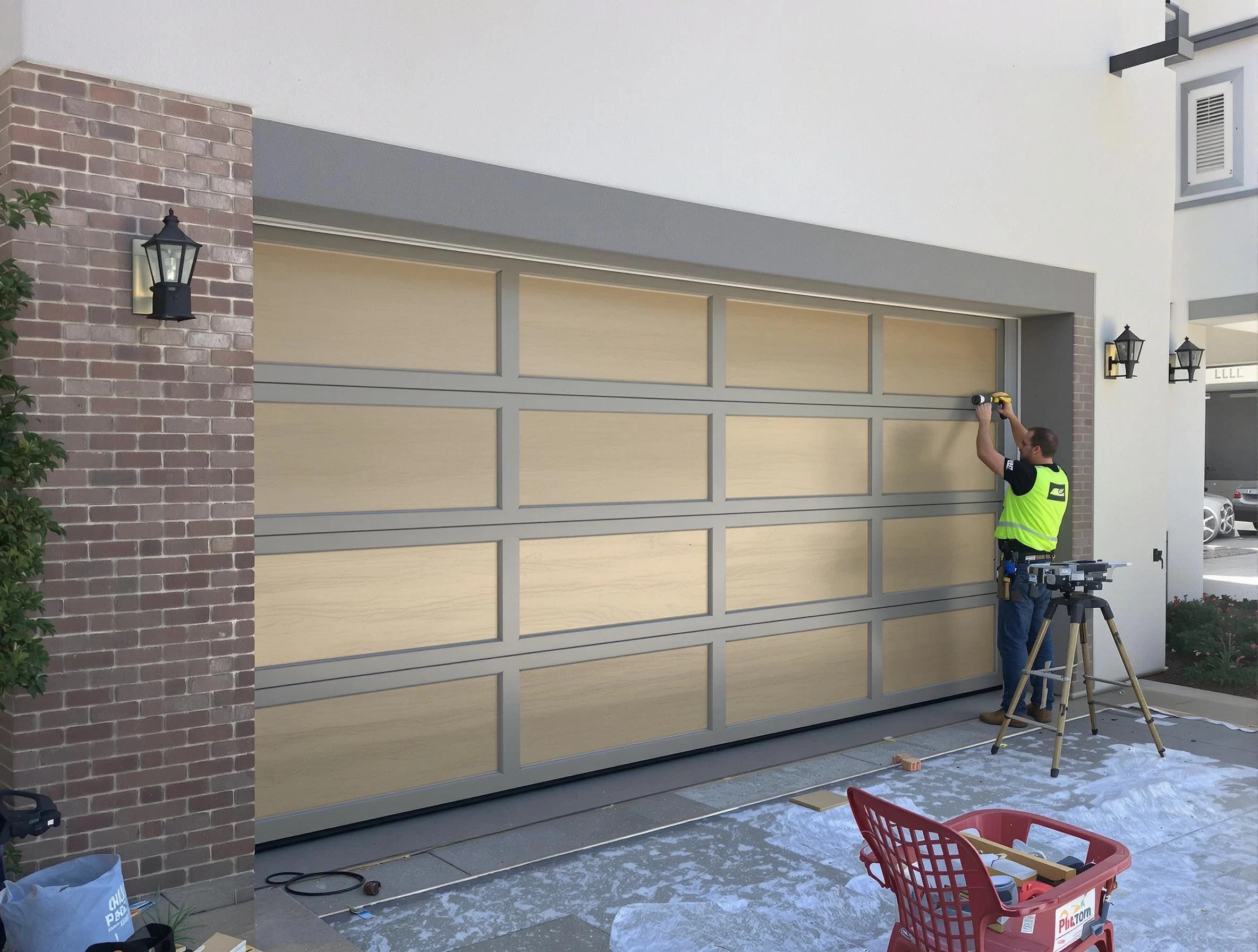 Garage door replacement service by Dunwoody Garage Door Repair in Dunwoody