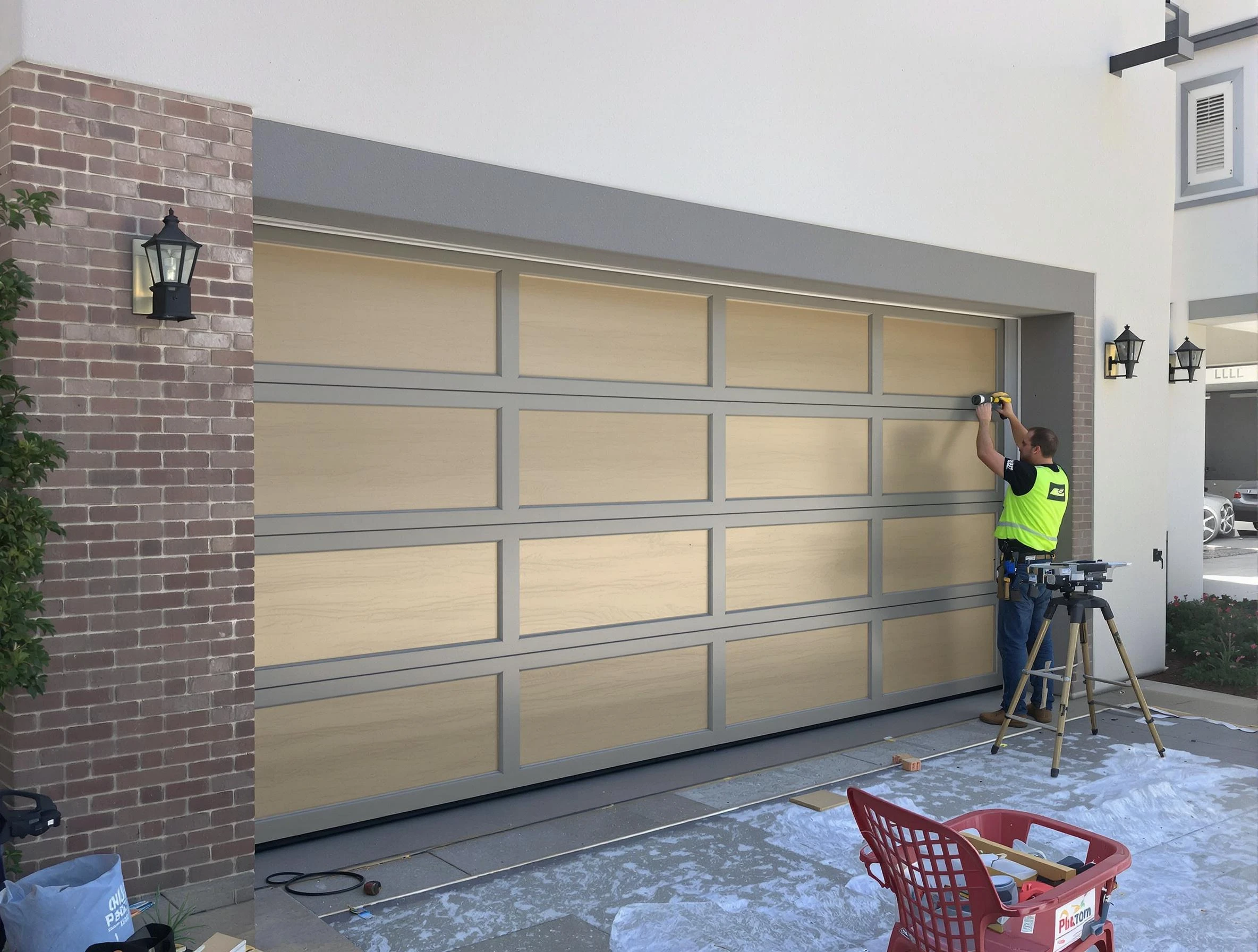 Garage door replacement service by Dunwoody Garage Door Repair in Dunwoody